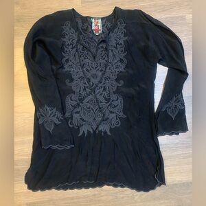 Johnny Was Black Long Sleeve Tunic with Embroidered Details Size M